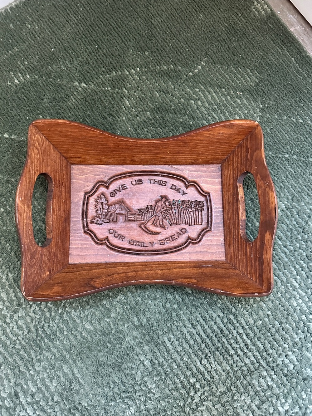 VTG Wooden Bread Basket Tray Carved Farmhouse Cottage Kitchen Rustic Decor